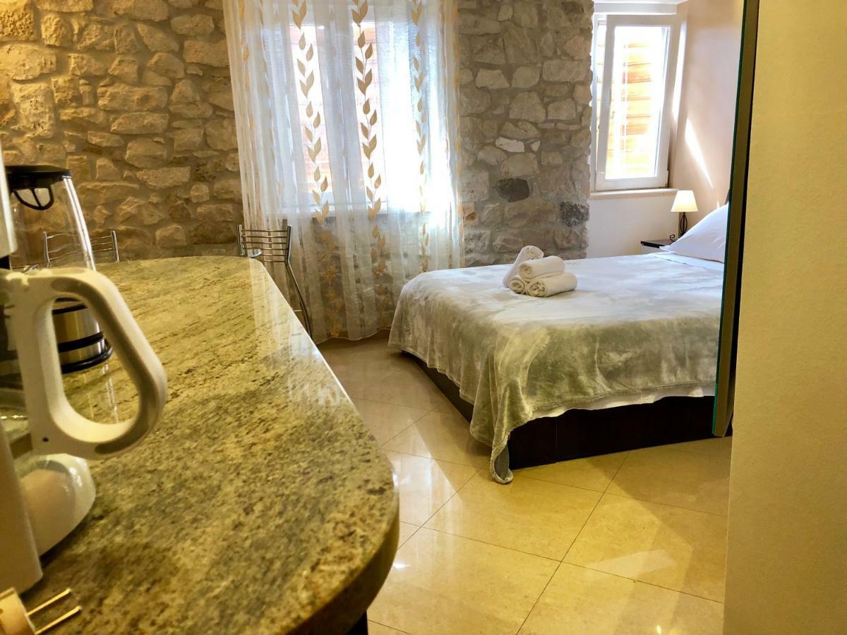 Apartments Feral تروغير المظهر الخارجي الصورة